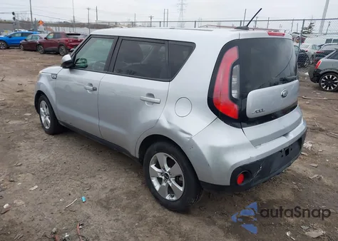 2018 Kia Soul z USA, uszkodzony, nr VIN KNDJN2A27J7595875